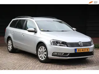 Volkswagen Passat Variant 2.0 TDI Highline BlueMotion Navigatie/Parkeersensor v,a/Trekhaak