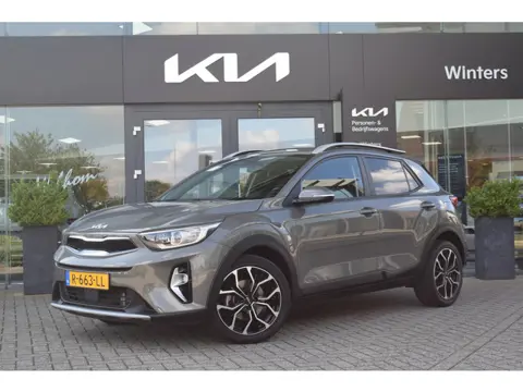 Kia Stonic 1.0 T-GDi MHEV DynamicPlusLine | Stoelverwarming | Camera | Navigatie | Apple carplay & A