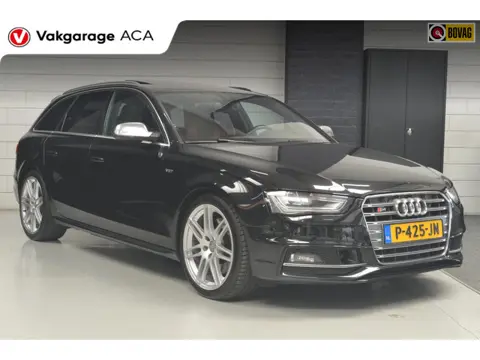 Audi S4 Avant 3.0 TFSI S4 quattro // LEDER // PANORAMADAK // NAVI // PDC V&A // KEYLESS //B&O
