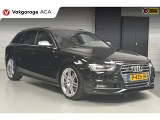 Audi S4 Avant 3.0 TFSI S4 quattro // LEDER // PANORAMADAK // NAVI // PDC V&A // KEYLESS //B&O