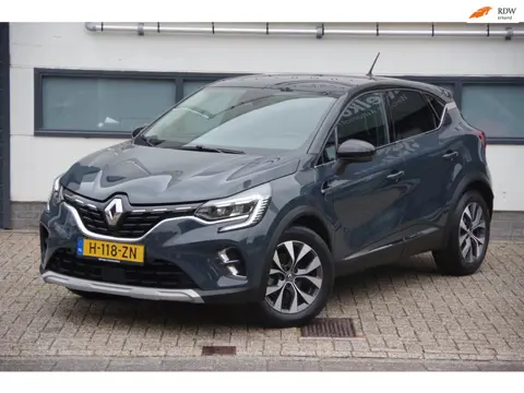 Renault Captur 1.3 TCe 130 Intens |NL auto| Navigatie|Cruise Control|Trekhaak|