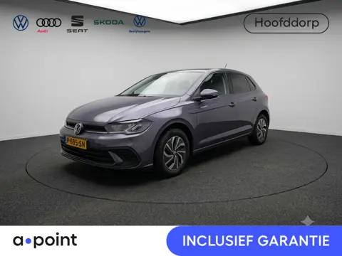 Volkswagen Polo 1.0 TSI Life 95 pk | Navigatie | Parkeersensoren | Adaptieve cruise control | LED ko