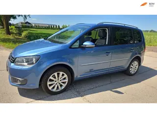 Volkswagen Touran 1.6 TDI Highline BlueMotion/ automaat/ climatronic/ bj 2012 ( euro 5)
