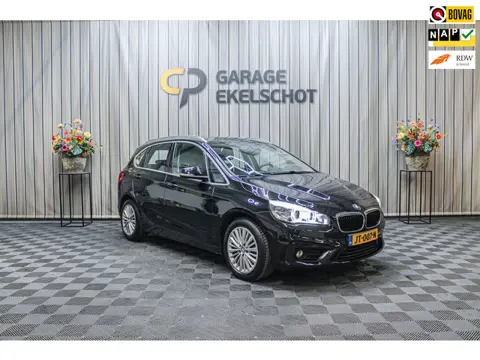 BMW 2-serie Active Tourer 220i Centennial High Executive|Cruise|Head Up|Stoelverw