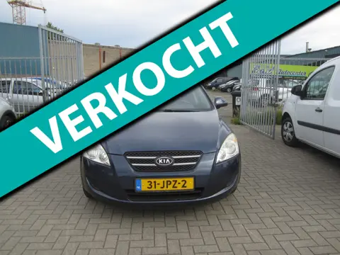 Kia Cee'd Sporty Wagon 1.4 CVVT X-tra
