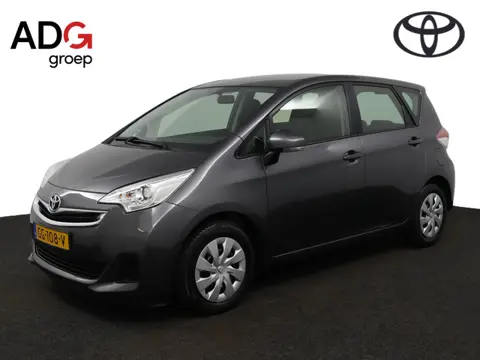 Toyota Verso-S 1.3 VVT-i Aspiration | Automaat | Airco | Achteruitrijcamera | Navigatie | Cruise Con