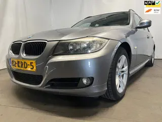BMW 3-serie Touring 316i Business Line - Schade