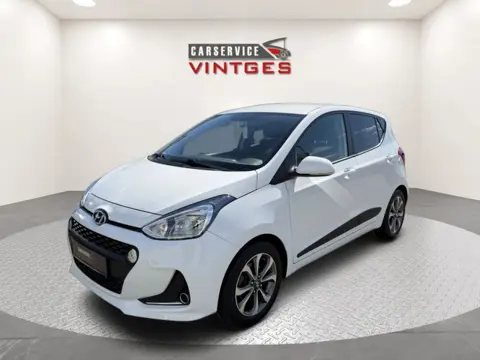 Hyundai i10 1.0i Comfort 5p. Automaat | 32.719 km | Clima | Navi | Stoel- & Stuurverwarming | PDC
