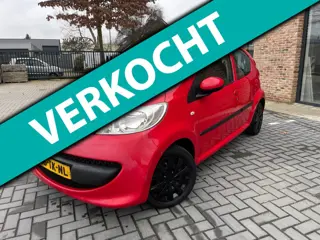 Peugeot 107 1.0-12V XS