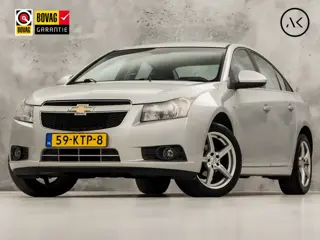 Chevrolet Cruze 1.8 LT Sport 141Pk (NAVIGATIE, CLIMATE, CRUISE, PARKEERSENSOREN, SPORTSTOELEN, ELEK 