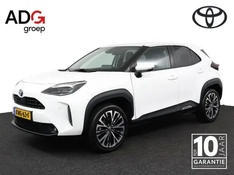 Toyota Yaris Cross 1.5 Hybrid Executive | Navigatie | Trekhaak | Half leder | Stoel / Stuurverwarmin