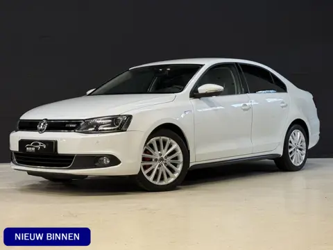 Volkswagen Jetta 1.4 TSI Hybrid Highline | Xenon | LED | Stoelverwarming