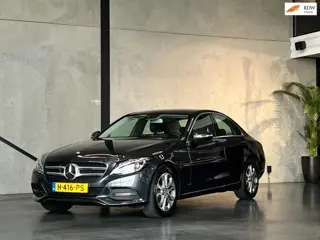 Mercedes-Benz C-klasse 180 Avantgarde,Leer,Sportstoel,Trekhaak,Comand Navigatie