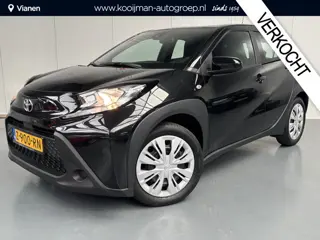 Toyota Aygo X 1.0 VVT-i MT Play SLEHCHTS 40.546KM, APPLE CARPLAY/ANDROID AUTO!!