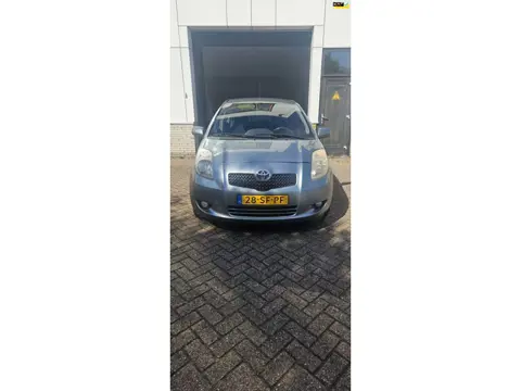 Toyota Yaris 1.3 VVTi Luna
