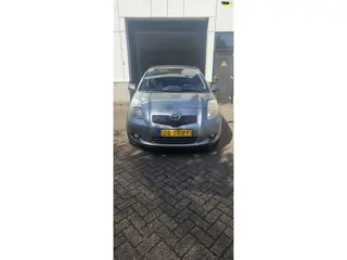 Toyota Yaris 1.3 VVTi Luna