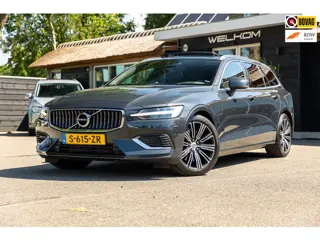Volvo V60 2.0 T8 Twin Engine AWD I Inscription I bowers & wilkens I pano I Trekhaak I Pilot assist I