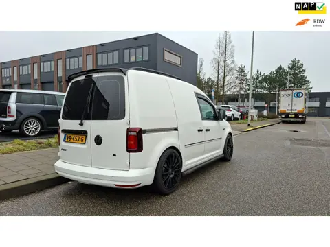 Volkswagen Caddy 1.6 TDI R line, R Bumperpakket / Schroefset / Apple Carplay / Chameleon Tint / Glas