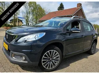 Peugeot 2008 1.2i Active Automatic met Airco en Vele Opties !