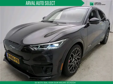 Ford Mustang Mach-E 98 kWh 487pk GT Extended AWD | Panoramadak | Half Leder/Suede | CarPlay | PDC V 