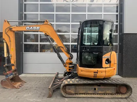 Case CX45B (bj 2012)