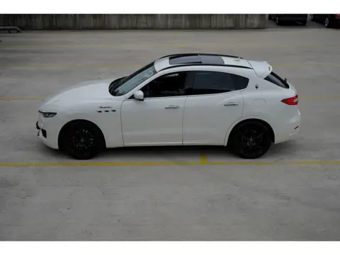 Maserati Levante 3.0 V6 SQ4 AWD GranLusso Modena S