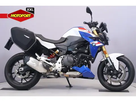 BMW F 900 R (bj 2024)