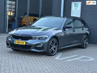 BMW 3-serie Touring 330e High Executive/LED/NAVI/CARPLAY/CAMERA/NETTE STAAT!!