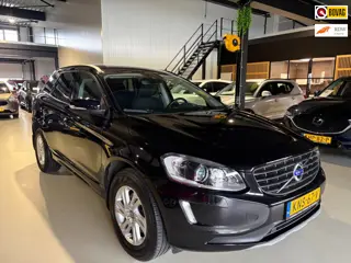 Volvo XC60 2.4 D4 Kinetic Trekhaak Camera Elektr achterklep navi etc