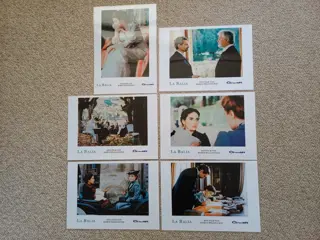 LA BALIA lobbycard set.