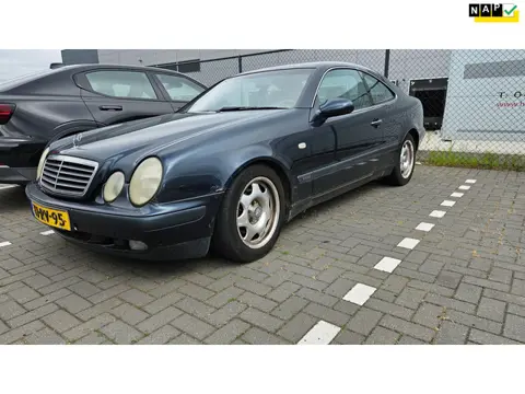 Mercedes-Benz CLK-klasse Coupé 230 K. Sport Carbage Run / Barrel Challenge €600,-