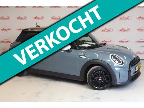 Mini 3-Deurs 1.5 Cooper Multitone Edition ORG NL,Facelift, Stoelverw, Leder, Keyless,