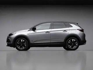 Opel Grandland 1.6 Turbo Plug-In Hybrid Business Elegance Sport (APPLE CARPLAY,NAVI,CAMERA,CRUISE,GE