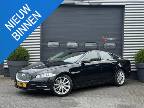 Jaguar XJ 5.0 V8 Portfolio | Panoramadak | Stoelventilatie/Verwarming | Elektrische Achterklep |