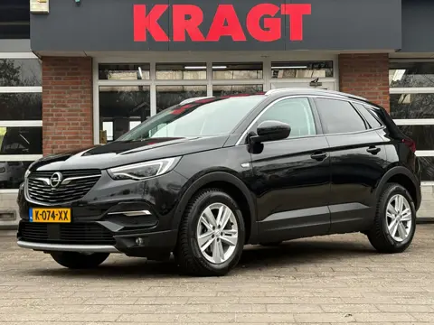 Opel Grandland X Business Elegance 1.6 Turbo 180 pk - AUTOMAAT - LED - winterpack - sportstoelen