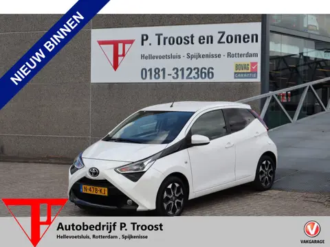 Toyota Aygo 1.0 VVT-i x-joy automaat! Apple carplay/Achteruitrijcamera/Climate control/DAB Radio/Lic