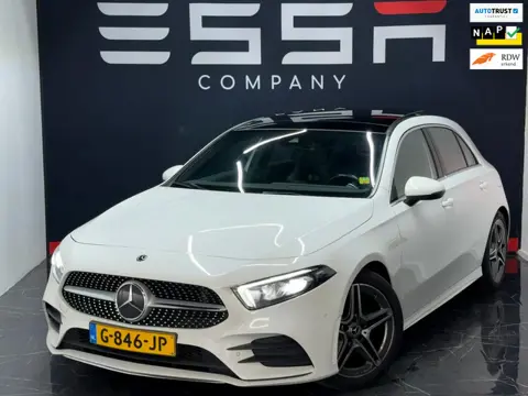 Mercedes-Benz A-klasse 180 Business Solution AMG NAP Pano Sfeer Camera Dodehoek