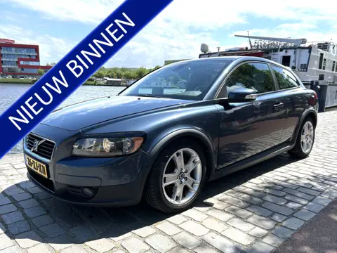 Volvo C30 2.4i Momentum Autmaat Airco/ecc Navigatie