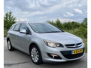 Opel Astra Sports Tourer 1.4 Turbo Sport (bj 2012)