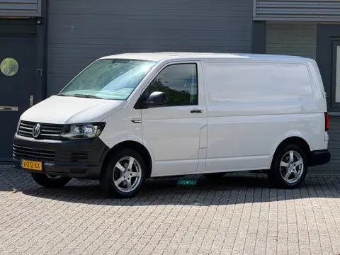 Volkswagen Transporter 2.0 TDI L1H2 Trendline