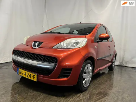 Peugeot 107 1.0-12V XR - Dorpel Schade