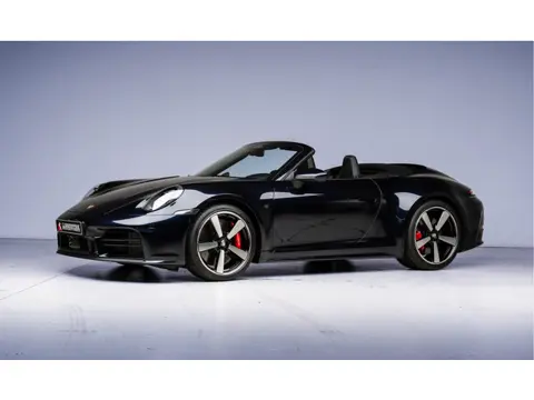 Porsche 911 Cabrio 3.0 Carrera S Carbonblackmetallic | Nieuwprijs: €278.497