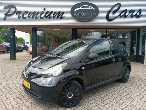 Toyota Aygo 1.0-12V Zeer Netjes en goed. (bj 2007)