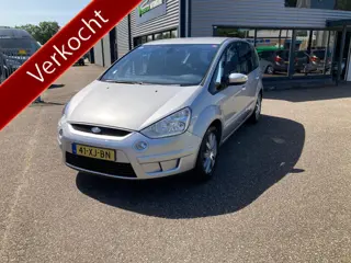 Ford S-Max 2.0-16V. Leuke wagen. Goed onderhouden. Geleverd met Nw APK.