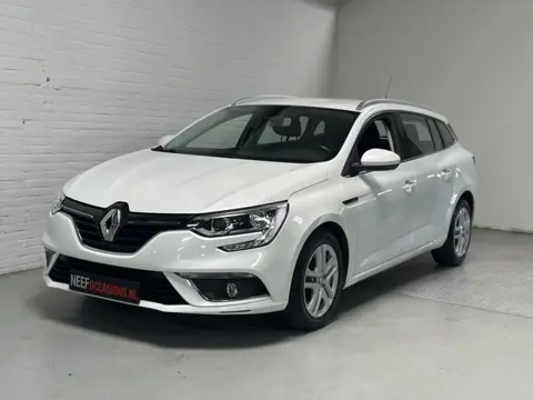 Renault Mégane Estate 1.2 TCe Bose CLIMA / CRUISE / NAVI  / Dealer onderhouden