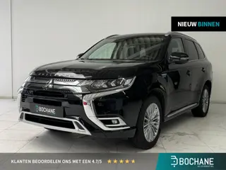 Mitsubishi Outlander 2.4 PHEV Intense+ | Trekhaak | Camera | Navigatie | Stoelverwarming |