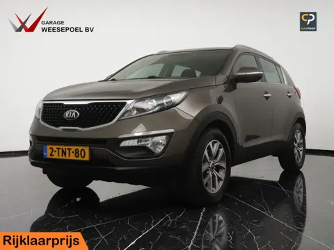 Kia Sportage 1.6 GDI BusinessLine - Navigatie - Camera - Climate control - All Season banden - 12 ma