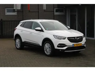 Opel Grandland X 1.2 Turbo Innovation Trekhaak/Camera/Navi incl Garantie