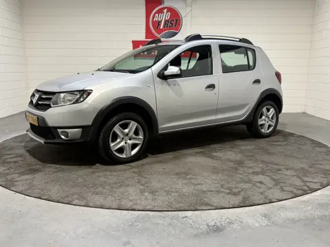 Dacia Sandero 0.9 TCe Stepway Lauréate, Airco, Betrouwbaar, Parkeersensoren, Trekhaak, Isofix, Hoger