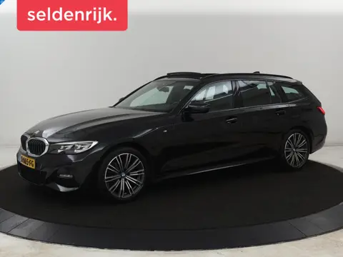 BMW 3-serie 318i M Sport | Panoramadak | Stoelverwarming |  Leder/Alcantara | Carplay | Live Cockpit